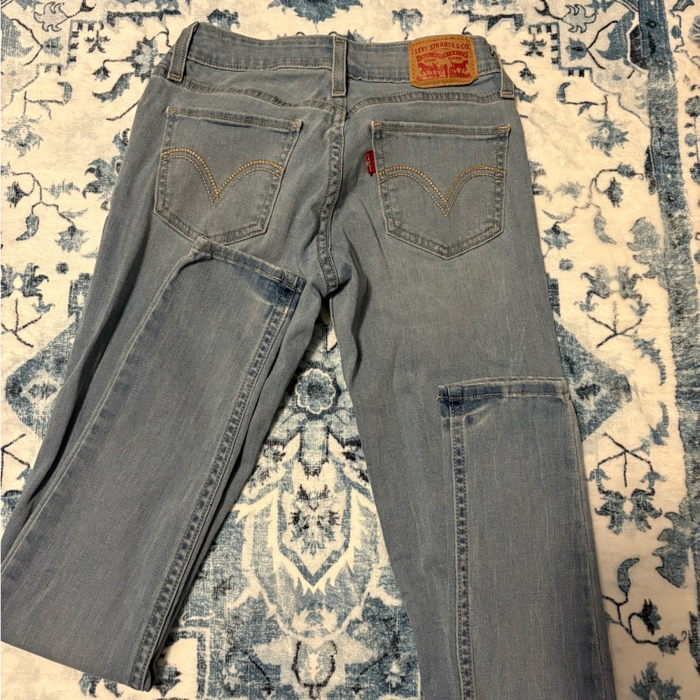 Levi's Women's 535 Light Blue Super Skinny Jeans